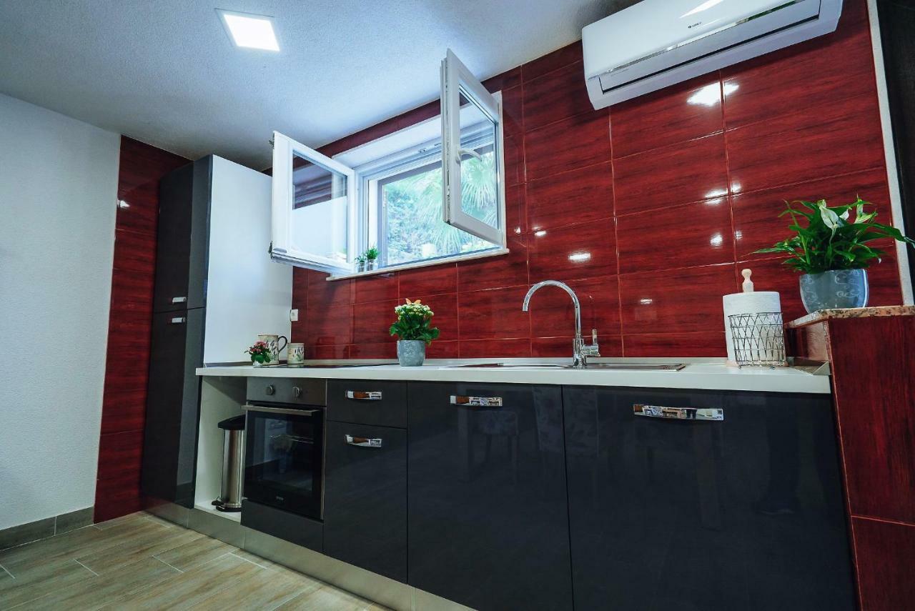 Apartman Kristina Apartamento Split Exterior foto