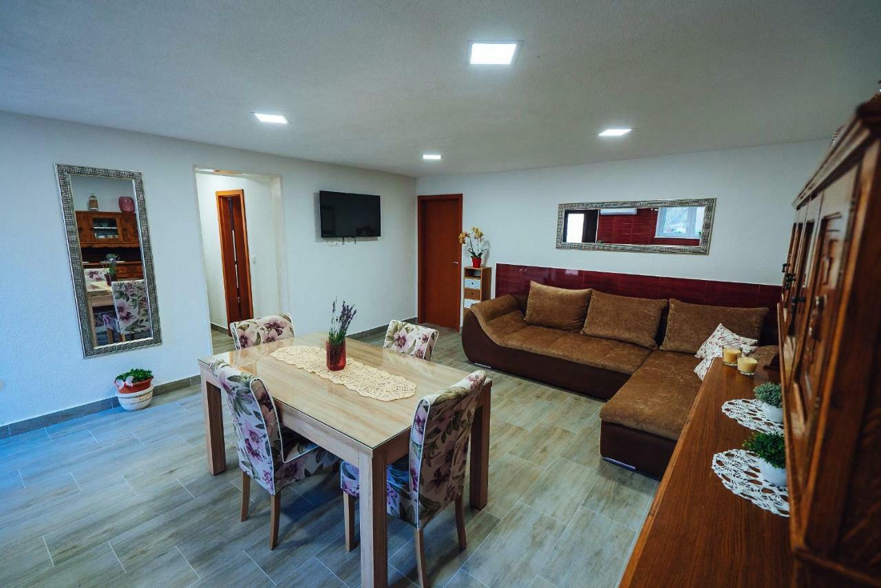 Apartman Kristina Apartamento Split Exterior foto